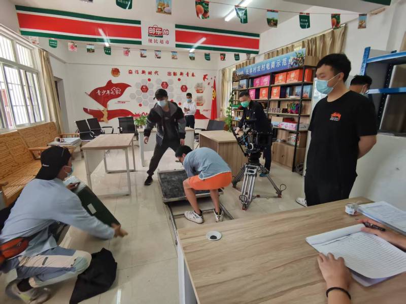 一支视频激活品牌生命力｜慈溪市产品视频拍摄公司的创意魔法秀